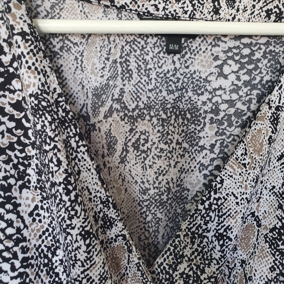 Snake print dress - Picture 7 of 10